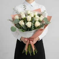 Bouquet Premium de 12 Roses Blanches